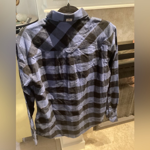 NWT Roots Flannel shirt. Size S. - Picture 3 of 5